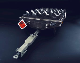 1:22 Scale MHU-110 Air Force AMMO Trailer -  with 2 Munitions