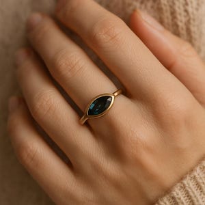 London Blauer Topas Marquise Vergoldeter Sterling Silber Ring - Geschenke für Frauen - Natürlicher Edelstein Schmuck - Handgemachter Schmuck