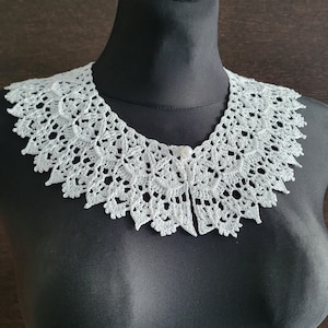 Crocheted collar white necklace vintage style collar lace collar removable handmade collar buttoned collar cotton collar romantic