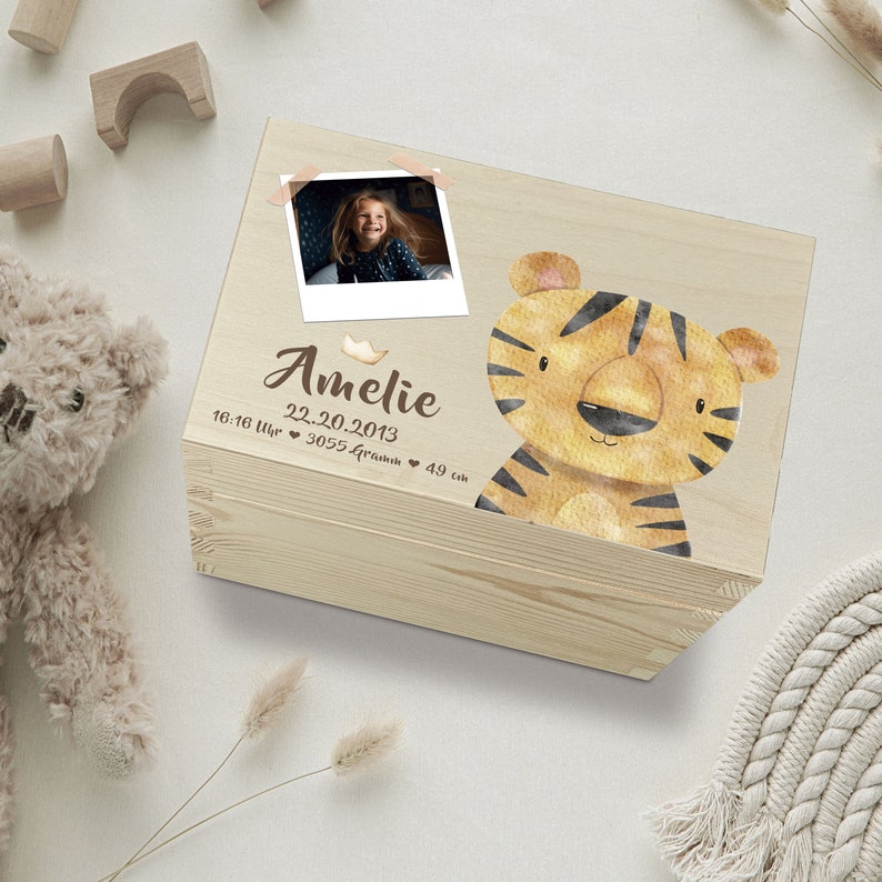 Personalisierte Erinnerungskiste Baby mit Foto Babygeschenke Erinnerungsbox Baby Geschenk zur Geburt Taufgeschenk Tiger