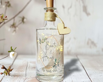 Hochzeitsgeschenke Flaschenlicht Geschenk Hochzeit personalisiert mit Namen und Datum Hochzeitsgeschenk für Brautpaar