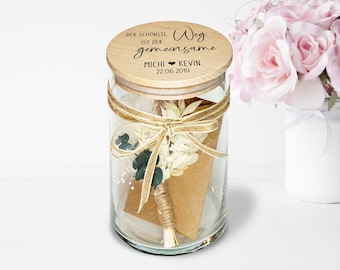 Personalisiertes Geschenk Glas mit Namen und Datum als Hochzeitsgeschenk Geldgeschenk optional mit Karte und Trockenblumen Vorratsglas Typ5