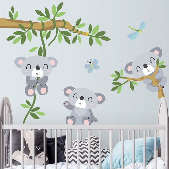 Sticker Mural bébé Koala mignon avec nom - TenStickers