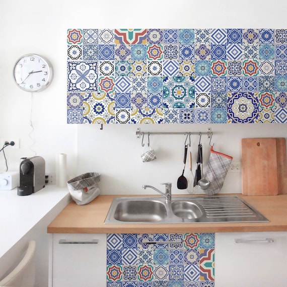 Carta adesiva per mobili Mosaici portoghesi Pellicola adesiva Decorazione  pareti autoadesivo Cucina Blu Colorato -  Italia
