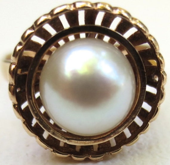 Classic Mid Century 14K Gold Pearl Cocktail Ring - image 4