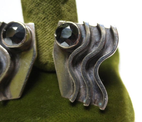 Mid Century Sterling Silver Earrings by Everett M… - image 5