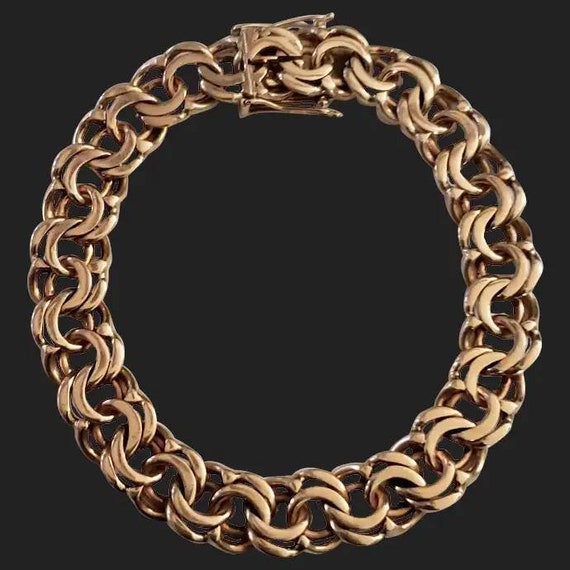 Attractive 14K Gold Vintage Bracelet