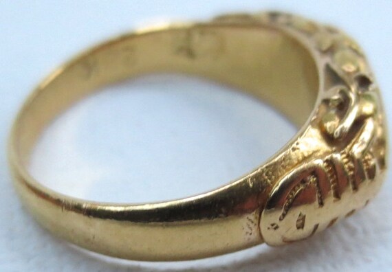 Chinese Vintage 22k Gold Jade Saddle Ring - Gem
