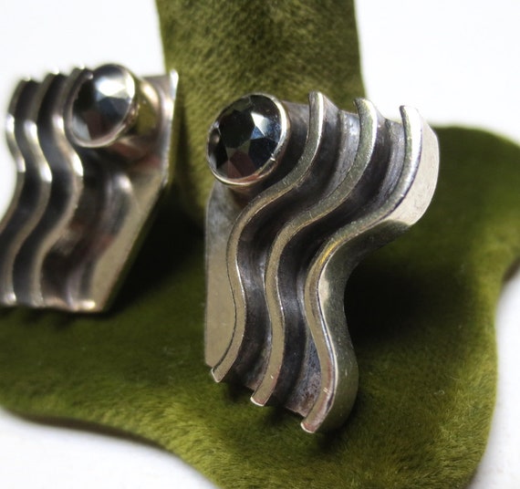 Mid Century Sterling Silver Earrings by Everett M… - image 7