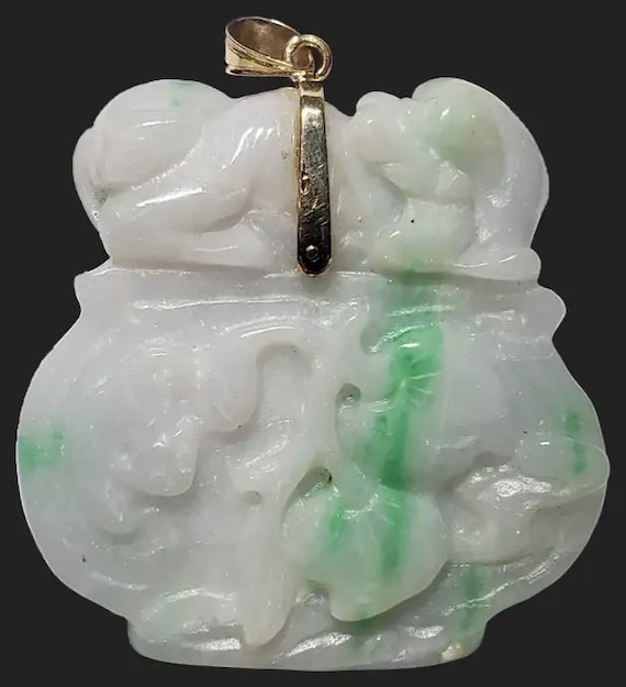 Vintage 14k Jade Pendant Foo Dog Bat Peach Fruit Amulet Etsy