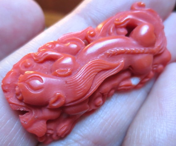 Fabulous Carved Coral Chinese Dragon Foo Dog Pend… - image 8