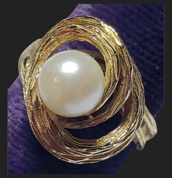 Vintage 14K Gold Pearl Modernist Ring