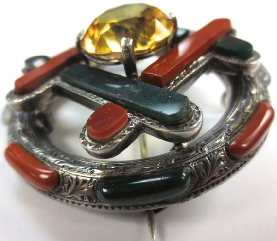 Impressive Victorian Scottish Agate Silver Brooch… - image 4