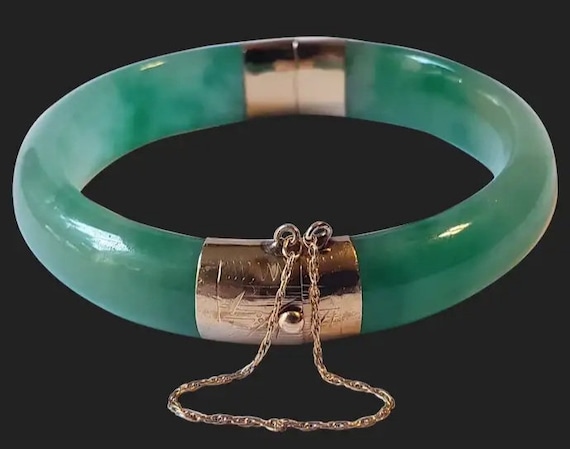 Fine 14K Gold Vintage Jade Bangle Bracelet