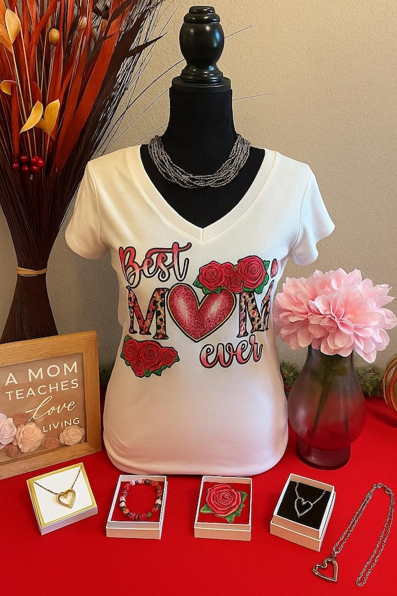 Best Mom Ever  T-shirt, Mom Shirt, Mom Tshirt, Cute Mom Shirts, Cute Mom Tshirts, New Mom Shirt, New Mom Tshirt,