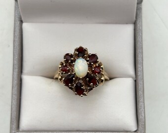 Vintage 10k Yellow Gold Opal & Garnet Multi Stone Ring Size 8 - 3.69 Grams Estate