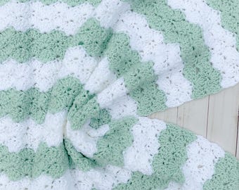 Green and White Baby Blanket Crochet, Gender Neutral Baby Blanket, Baby Afghan, Baby Blanket Girl, Baby Blanket Boy, Handmade Baby Blanket