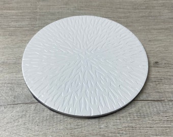 White aluminium plate with star structure