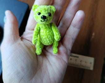 Mini oso de color lima Oso de peluche coleccionable hecho a mano color lima Juguete en miniatura para casa de muñecas Oso de peluche lindo color lima para regalo