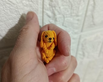 Conejito de ganchillo en miniatura de 3,2 cm, pequeño conejo amigurumi, animalito para casa de muñecas en miniatura, conejito hecho a mano único, lindo juguete de bolsillo, regalo para ella.