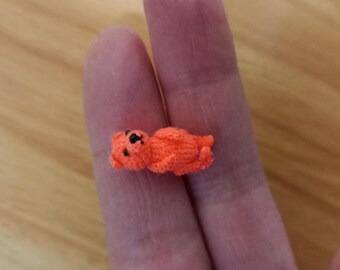Oso de peluche naranja de crochet micro extremo, oso miniatura de 1,8 cm, lindo oso de peluche de regalo para coleccionistas, oso naranja coleccionable para casa de muñecas