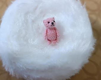 Oso de peluche de micro crochet extremo: miniatura rosa claro, oso de 1,8 cm, adorable osito de peluche de regalo para coleccionistas, oso rosa coleccionable para casa de muñecas