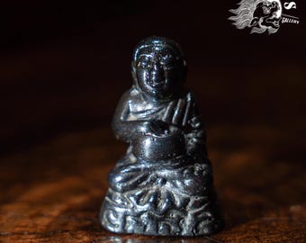 ウムクルム山産の大きな虹色のレクライ石の魔法のペンダント / 強力な