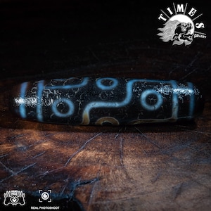 Handmade Tibetan Nine Eyes Dzi Bead_ Rare, Unique Old Material_Tibetan Buddhism Amulet_Pure Agate_Himalayan Art_15x58mm