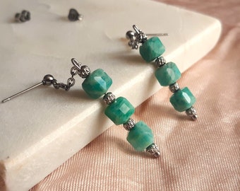 Boucles d'oreilles amazonite, pierre naturelle bleue clous d'oreilles