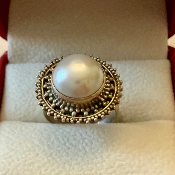 Excepcional anillo PEARL MABE STERLING - Joyería de diseño tallado vintage - Perla enorme natural - Plata de ley - de Francia - Tamaño 6 1/4