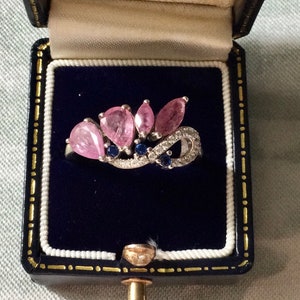 Splendid RUBY SAPPHIRE GOLD Topaz SteRLING Ring - Vintage Original Design - Carved Ring - White Gold/ Sterling Silver - Ring from France