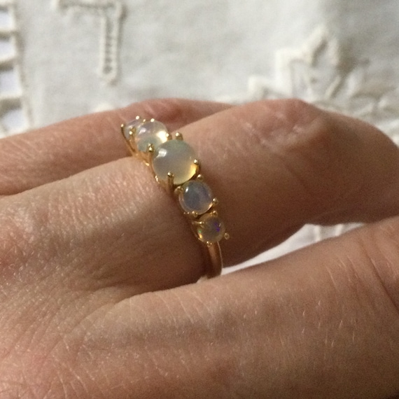 5 Stones OPALS GOLD STERLING Vintage Ring - Luxur… - image 2