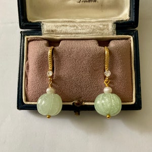 Genuine JADE Seed PEARL GOLD Plated Vintage Earrings - Original Floral Design Jewelry - Natural Stones - Gold Plated - Vintage from France