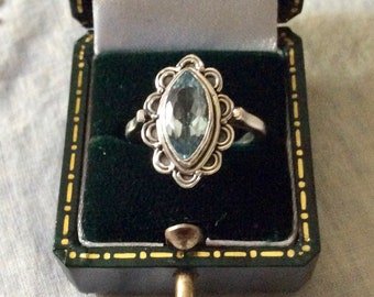 Anel vintage em formato de marquise com topázio azul - Prata de lei - Topázio azul brilhante - Linda joia vintage - Anel em formato de marquise da França