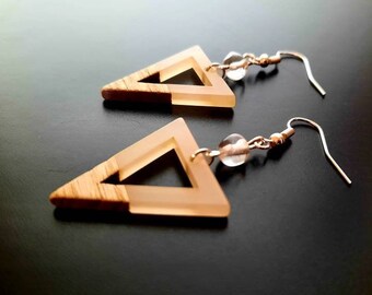 Pendientes de madera transparente color crema, colgante triangular con perla de vidrio, madera de nogal y resina, pendientes nuevos hechos a mano, Alemania, 5 cm