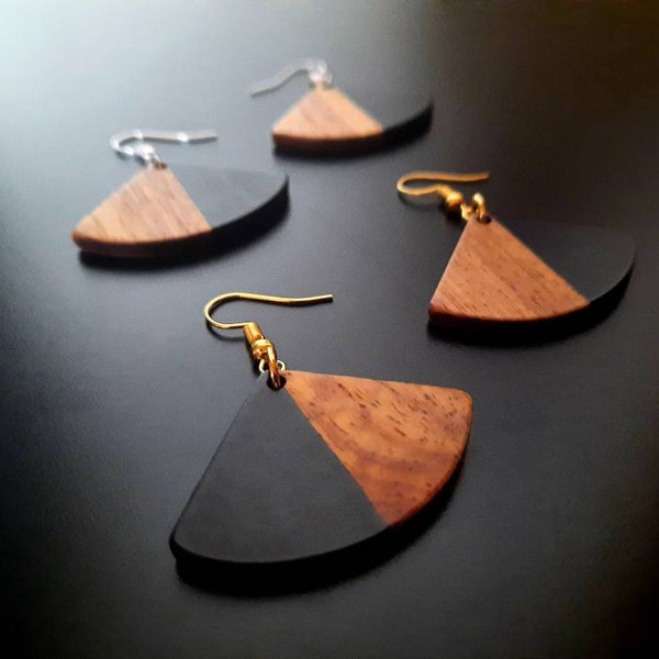 Black and brown wooden earrings, fan shape, walnut wood and synthetic resin, new, handmade earrings, Germany, also nickel free, 5 cm
