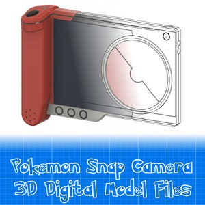 Op de afbeelding: Een 3D-model van een Pokemon Snap-camera, in rood en grijs. De camera heeft een lens aan de voorkant en een scherm aan de achterkant, en lijkt op een draagbaar apparaat.