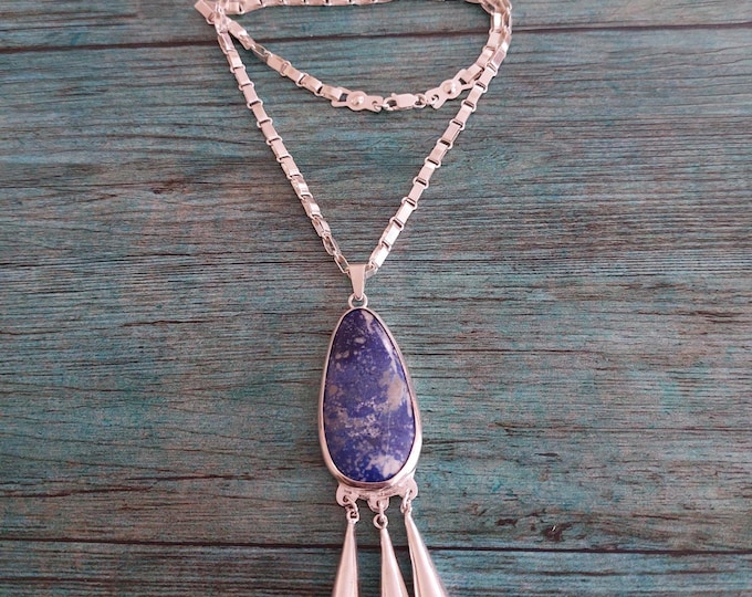 Chilean Lapis Lazuli necklace and Mapuche chain, all handmade in 950 Silver.