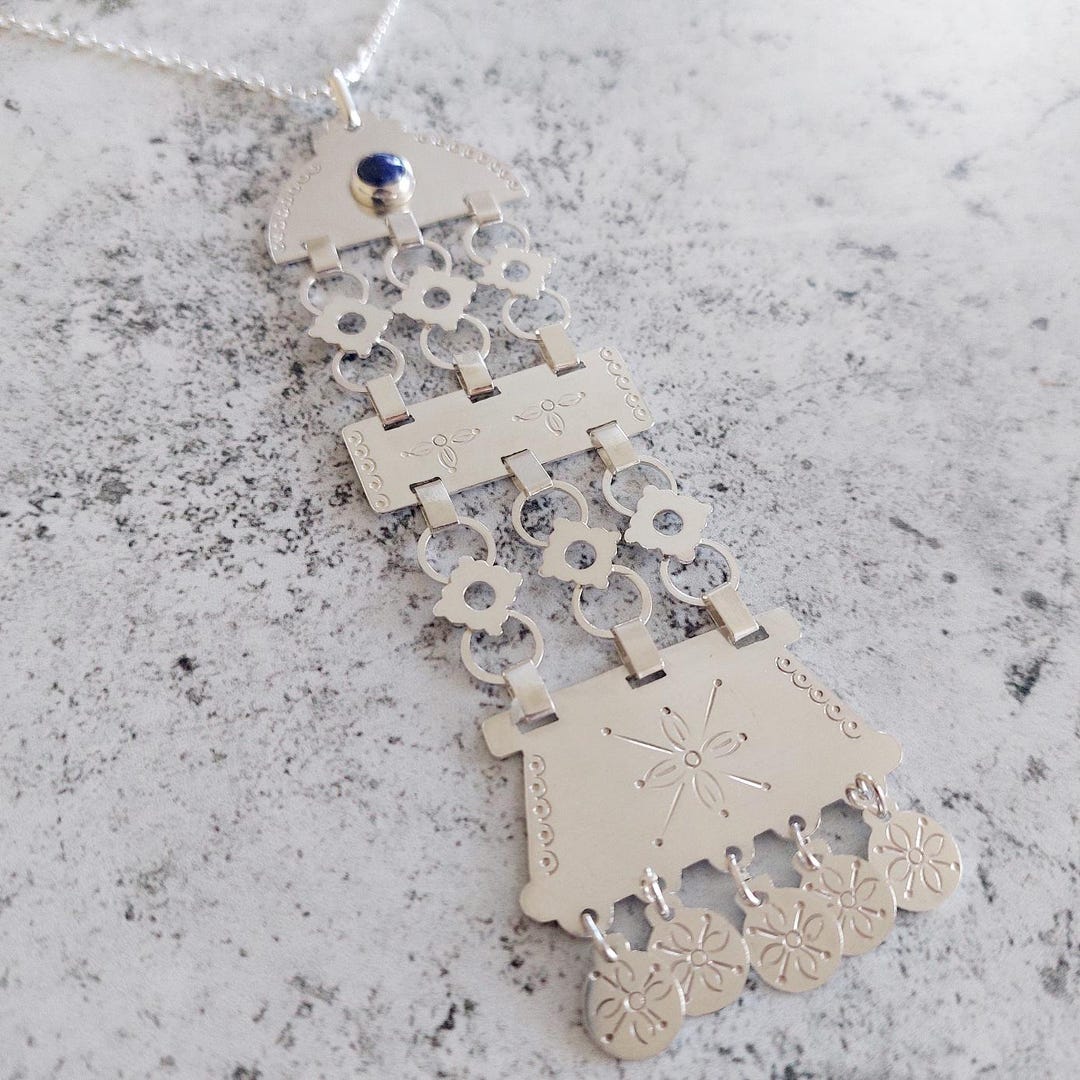 Mapuche Necklace With Kilkay Chain, Traditional Jewelry Fused With ...