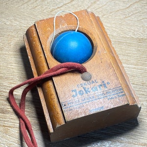 Old jokari game, Basque pelota without pediment