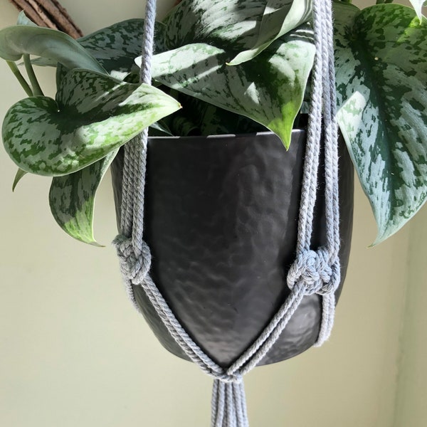 Macrame plant hanger • plant • eco • hanging plant • boho • eco friendly