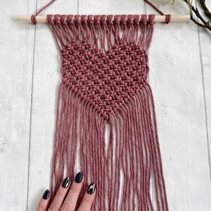 Rose pink heart wall hanging • wall decor • heart decor • macrame wall hanging • macrame wall decor
