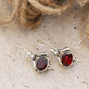 Handmade Sterling Silver Dangle & Drop Earrings with Natural Gem Stone Small Pearl and Garnet.