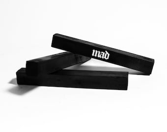 MAD COMPRESSED CHARCOAL sticks