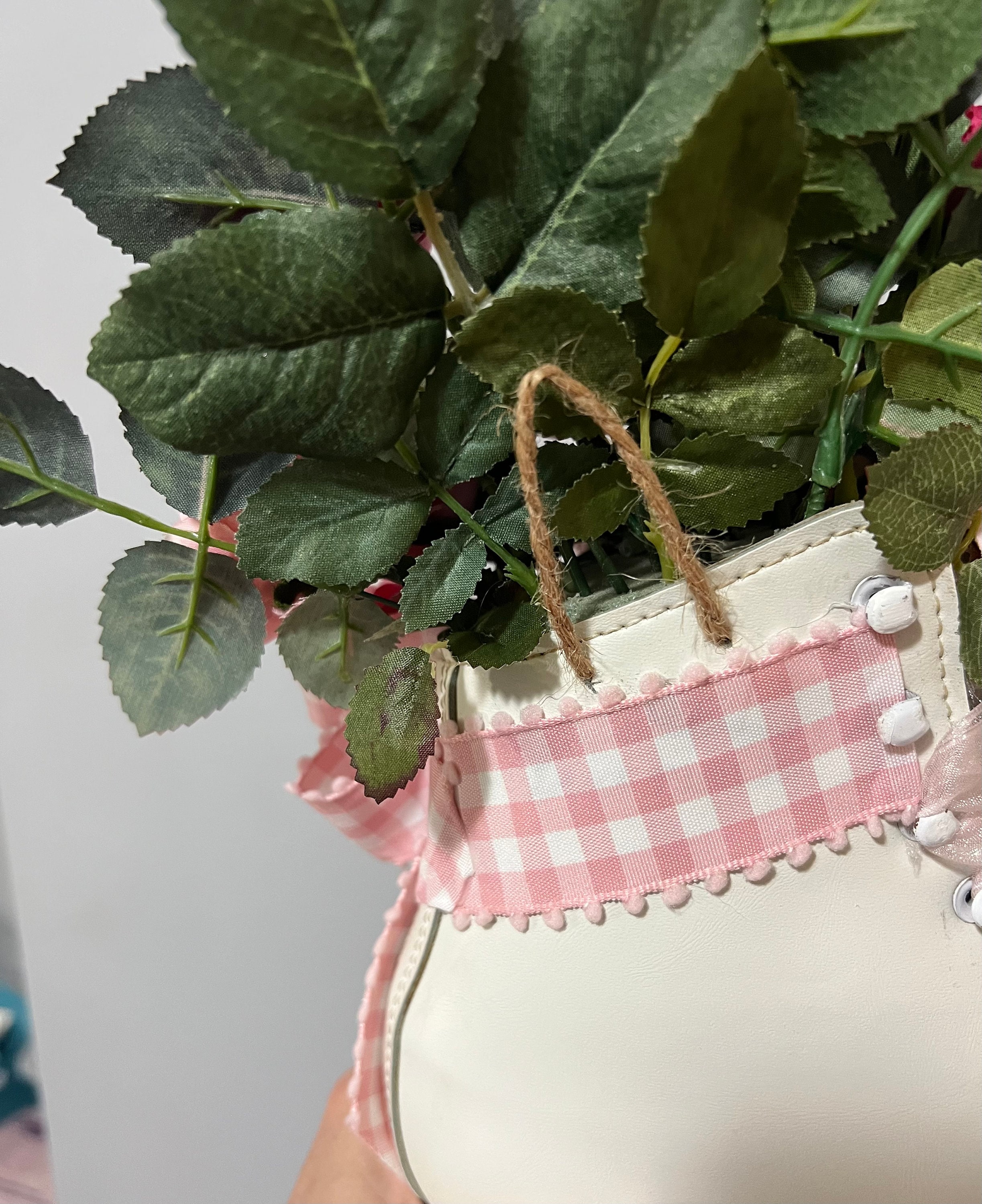 Decorated Ice Skate Floral Arrangement Etsy