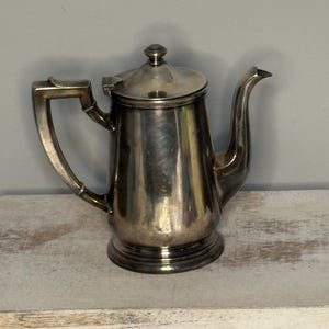 Vintage Antique Silver Hotel Tea Pot, International Silver Co Hotel Phillips 16oz Tea Pot