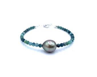 Blue Tourmaline Bracelet with a Tahitian Cultured Pearl