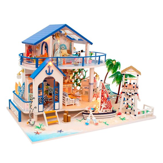 mini dollhouses