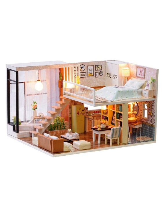 Tiny Models Sets