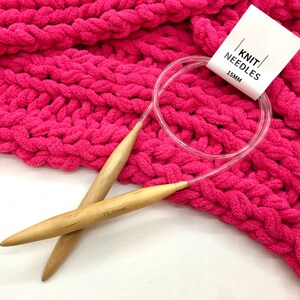 Knitting Needles — Loop Knitting